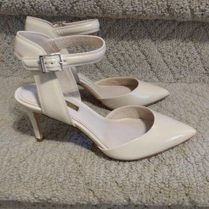 Louise et Cie Kota Ankle Strap Pump AUTHENTIC